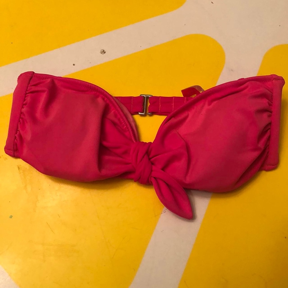 VS pink swim top